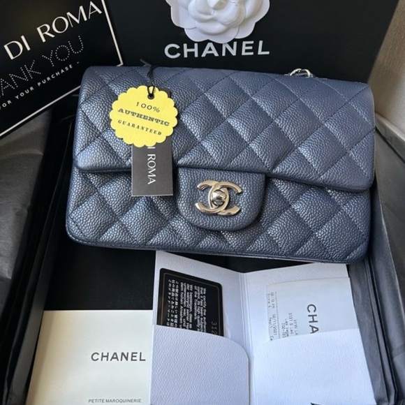 T r a d e - Picture 4 of 4